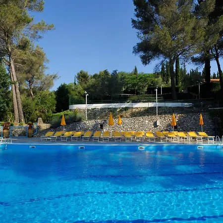 Apartment In Liguria Near Mediterranean Beaches, Cleaning Included
