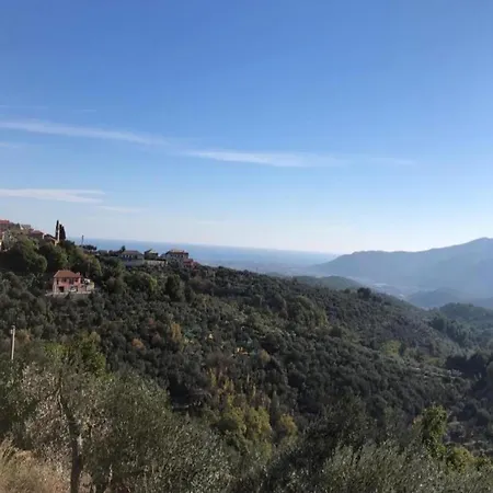 Apartment In Liguria Near Mediterranean Beaches, Cleaning Included בית נופש *